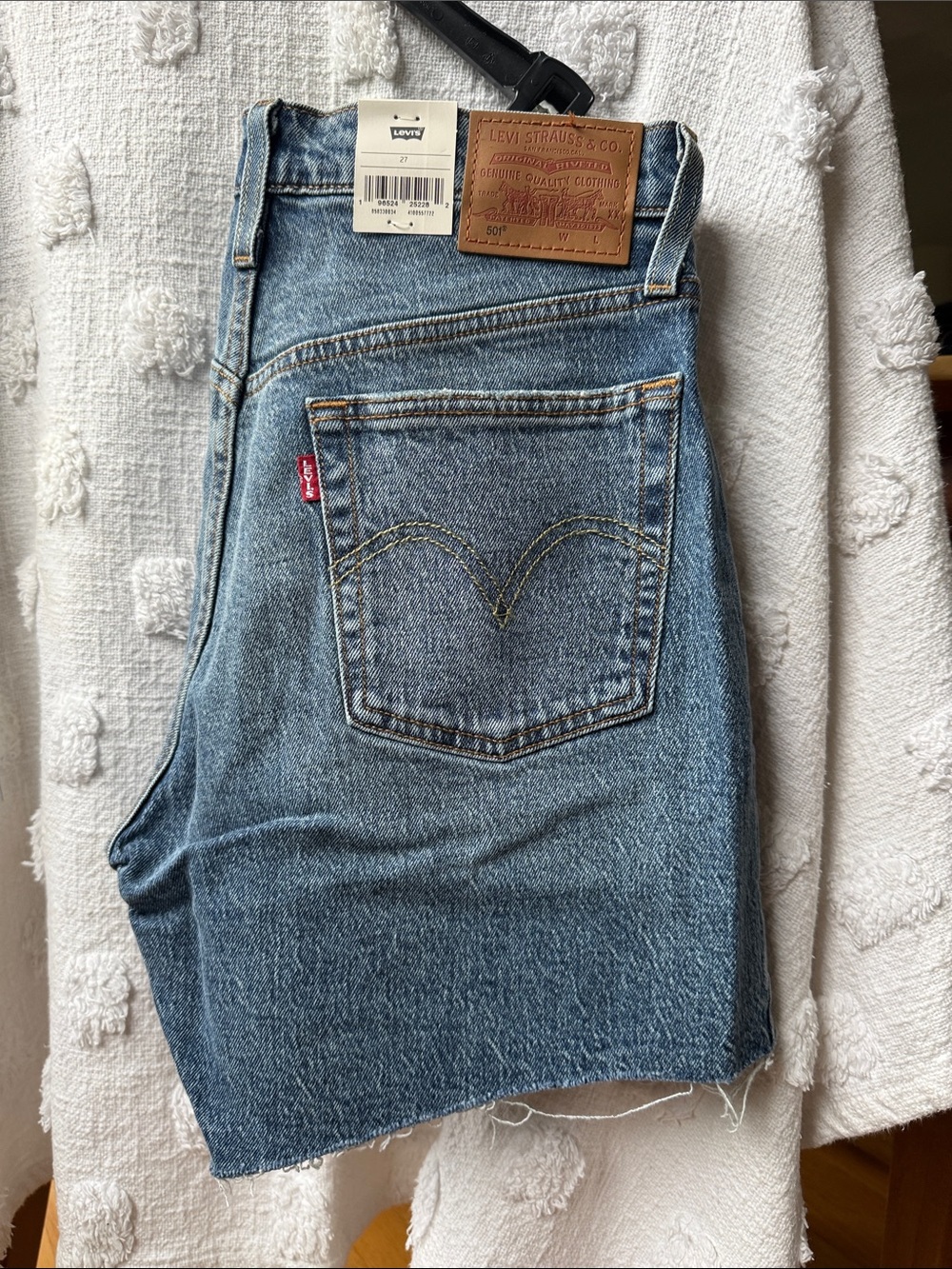 Levi's Women’s 501 OG Blue Denim shorts  - Classic Fit